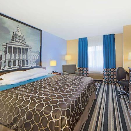 Super 8 By Wyndham Fairfield Ξενοδοχείο Εξωτερικό φωτογραφία